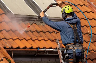 Démoussage et hydrofuge de toiture à Authuille